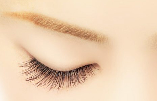 Eyelash extension